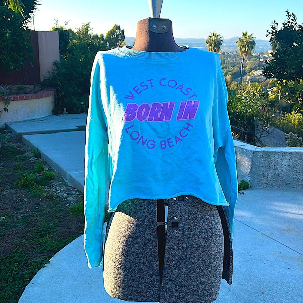 Pull & Bear Aqua sweatshirt szM slight crop says Born In West Coast Long sleev